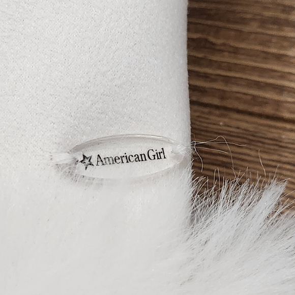 American Girl Soft As Snow Faux Fur Trim White Snap Coat Small (7/8) Holiday - Picture 4 of 10